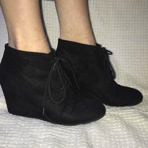 Black Wedge boots